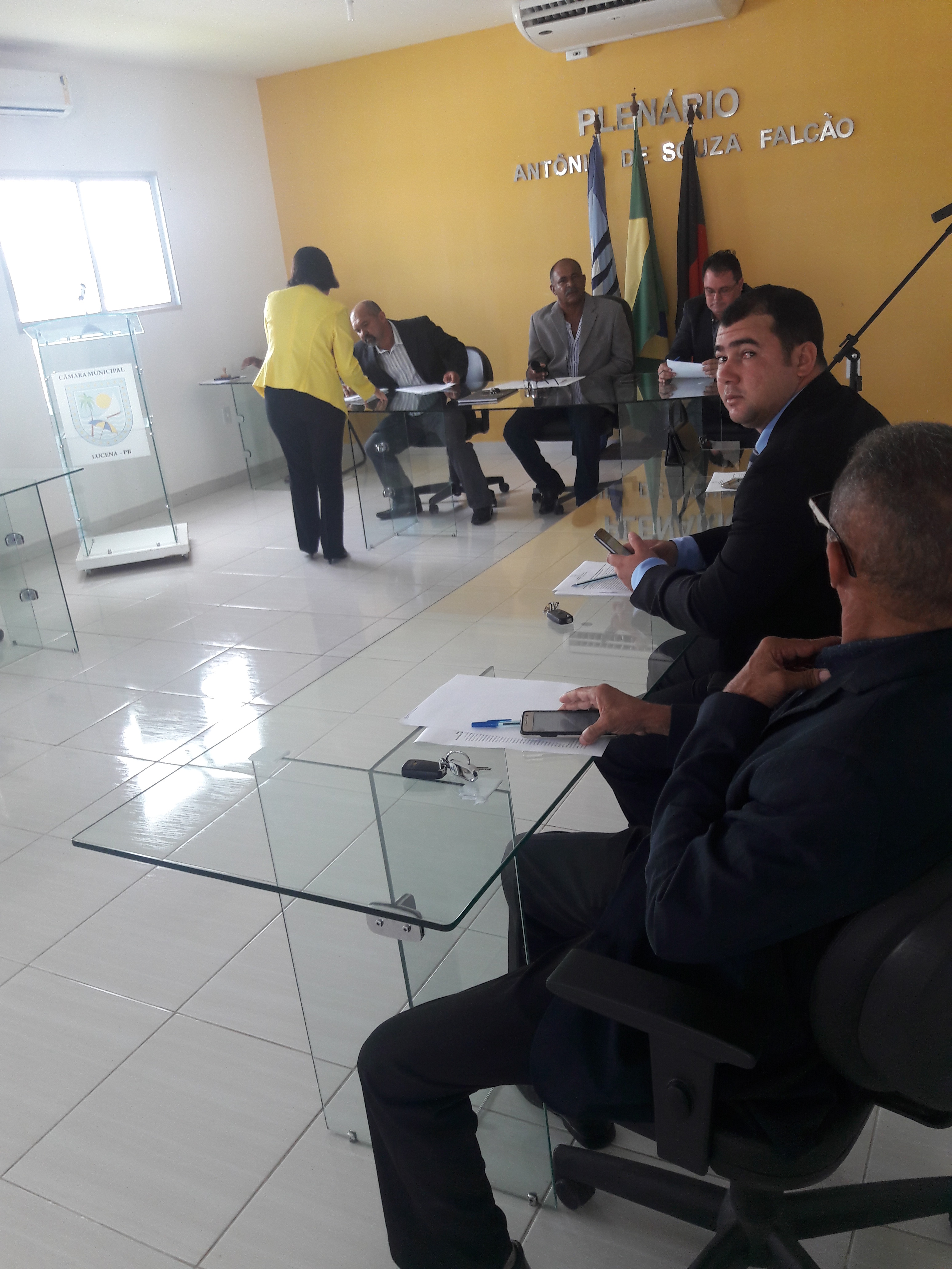 Vereador pede para prefeitura deixar servidor a disposição dos Correios e Telegráfos